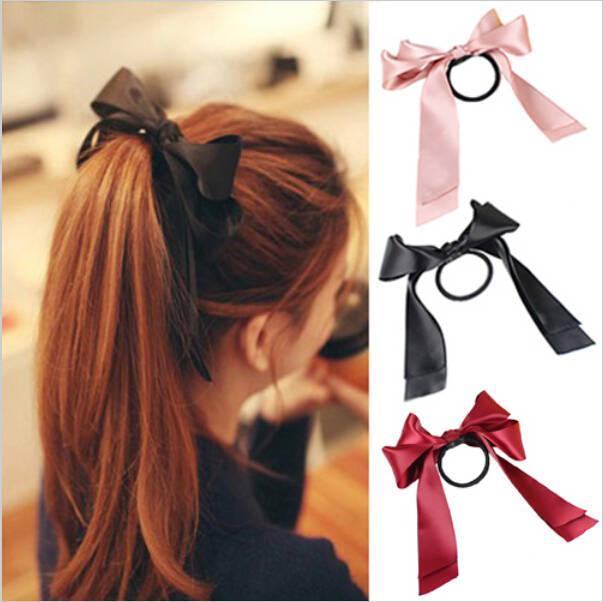 รูปภาพ:http://stylesweekly.com/wp-content/uploads/2015/06/Satin-bow-ponytail-holders.jpg