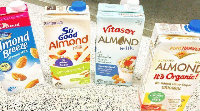 รูปภาพ:https://www.healthymummy.com/wp-content/uploads/2017/08/almond_milk_new.jpg