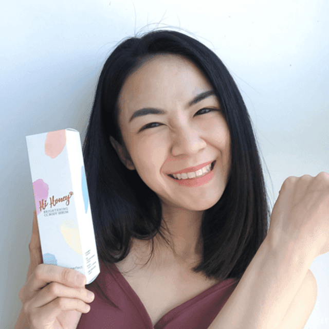 ภาพประกอบบทความ REVIEW : HI HONEY CC BODY SERUM เซรั่มบำรุงผิวกายเนื้อบางเบา ซึมง่าย ปรับผิวออร่า ยืนท้าแดดแบบมั่นใจ