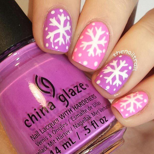 รูปภาพ:https://stayglam.com/wp-content/uploads/2015/01/Pink-Winter-Snowflake-Nail-Design-for-Short-Nails.jpg