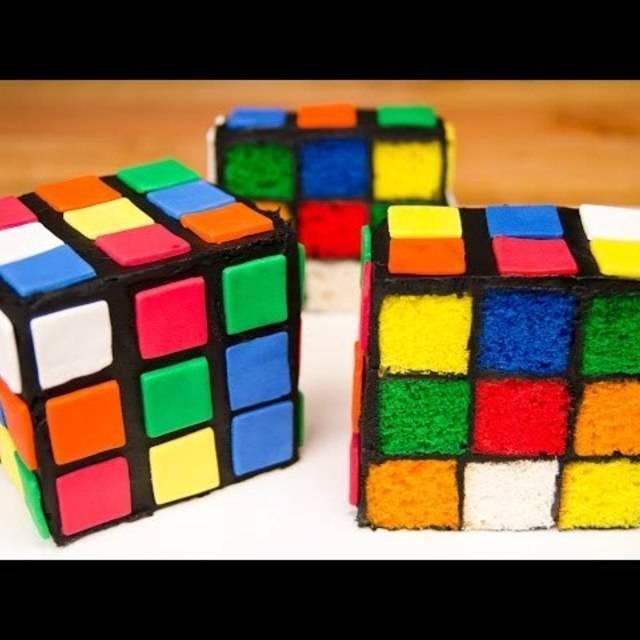 ตัวอย่าง ภาพหน้าปก:อร่อยฝึกสมอง! มาทำเค้กรูบิค ( Rubik's Cube Cake ) กันดีกว่า!