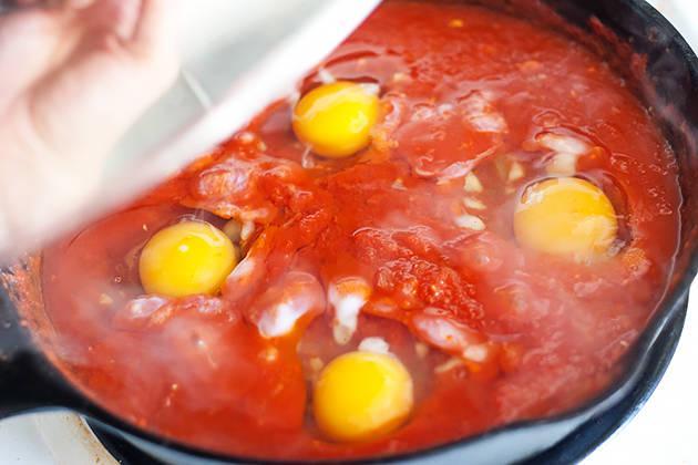 รูปภาพ:http://tastykitchen.com/wp-content/uploads/2015/01/Tasty-Kitchen-Blog-Moroccan-Eggs-10.jpg