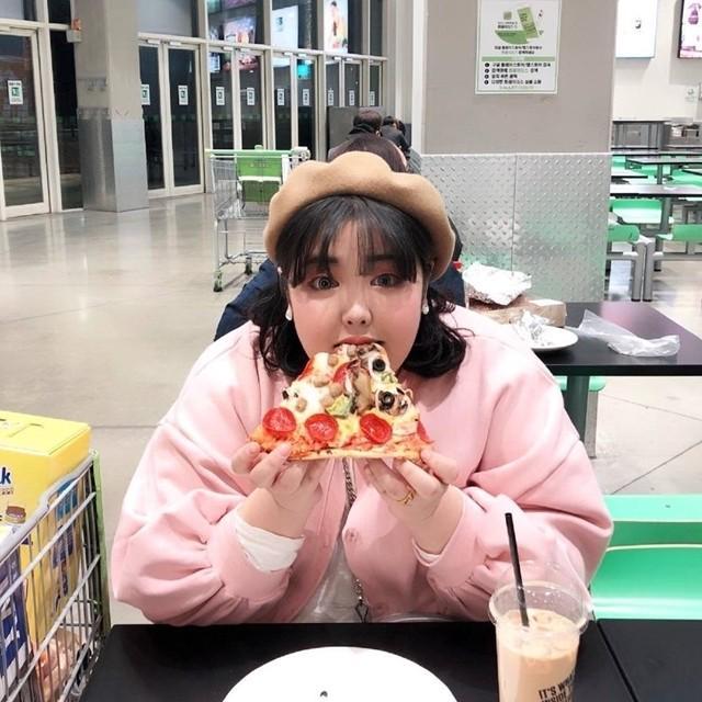 ภาพประกอบบทความ ชวนส่องคลิปสาวเกาหลีกินจุ Yang Soobin กับเมนูอาหารสุดยั่วน้ำลายที่เธอกิน #อย่าดูตอนดึกเชียว
