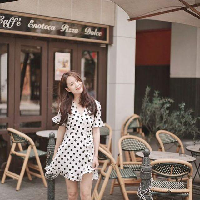 ภาพประกอบบทความ น่ารักสดใส แฟชั่น Polkadot dress เดรสลายจุดสุดน่ารัก ที่ใครใส่ก็สวยคิ้วท์