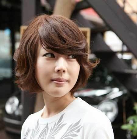 รูปภาพ:http://www.short-haircut.com/wp-content/uploads/2014/12/Asian-Short-Haircuts.jpg