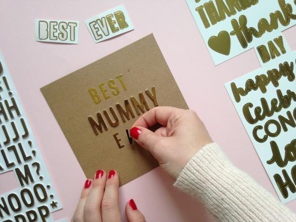 รูปภาพ:https://blog.hobbycraft.co.uk/wp-content/uploads/2017/02/2-Best-Mummy-Ever-Card-600x450.jpg