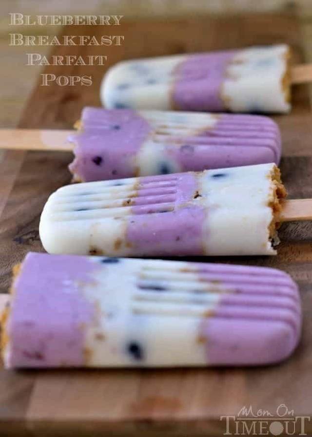รูปภาพ:https://www.momontimeout.com/wp-content/uploads/2014/06/blueberry-breakfast-parfait-pops-recipe.jpg