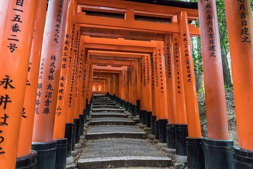 รูปภาพ:https://cdn.pixabay.com/photo/2016/08/23/08/43/fushimi-inari-taisha-shrine-1613765__340.jpg