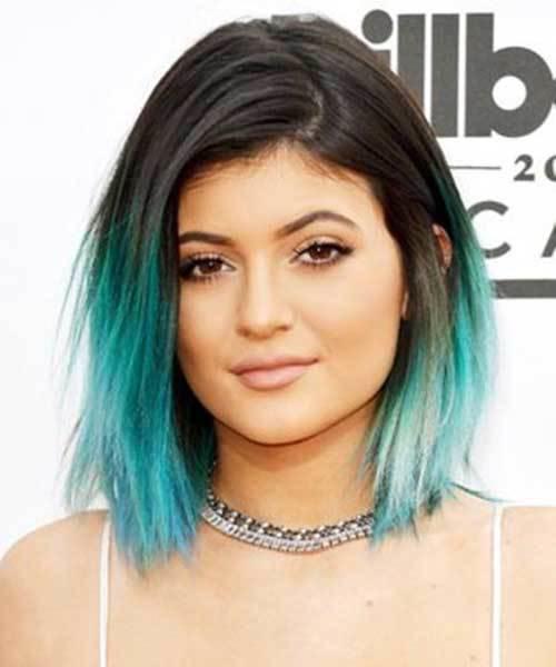 รูปภาพ:http://www.short-hairstyles.co/wp-content/uploads/2016/02/Kylie-Jenner-Blue-Hair-2014.jpg
