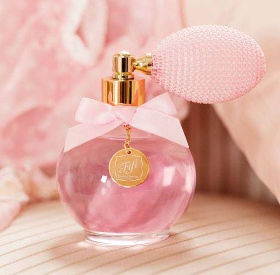 รูปภาพ:http://glamradar.com/wp-content/uploads/2017/01/cute-perfume-bottle.jpg