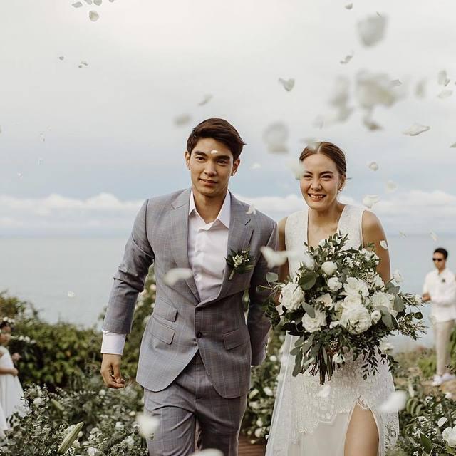 ภาพประกอบบทความ สวยอลังการ!!! รวมภาพบรรยากาศและเหล่าดารา & เซเลบ 'งานแต่งงาน เจนี่ ❤ มิกกี้'
