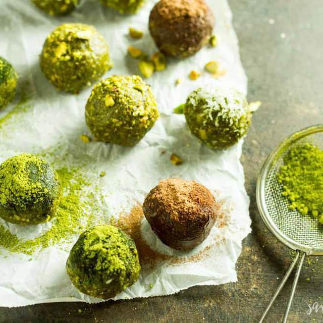 ภาพประกอบบทความ เฮลตี้มาก Matcha Energy Balls ขนมคลีนกินได้ อร่อยสไตล์คนรักชาเขียว