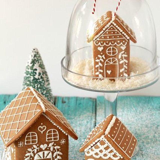 ภาพประกอบบทความ มหัศจรรย์บ้านขนม! รวมไอเดีย "Gingerbread Houses" ต้อนรับเทศกาลคริสต์มาส