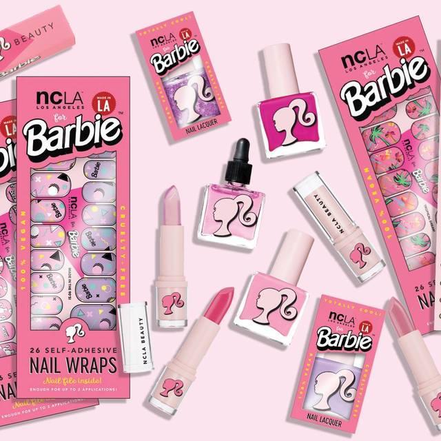 ภาพประกอบบทความ NCLA x Barbie เผยสินค้าใหม่ มาในรูปแบบแพ็กเกจบาร์บี้สุดคิ้วท์!