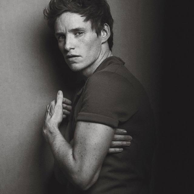 ภาพประกอบบทความ ชั้นว่าชั้นรักเค้า! Eddie Redmayne คนอะไร แต่งตัวดี ฮอต แซ่บ แสดงหนังก็เก่ง!