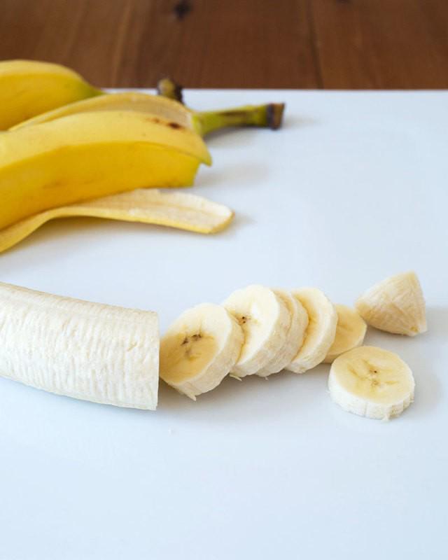 รูปภาพ:https://www.ohhowcivilized.com/wp-content/uploads/2015/04/0415-banana-matcha-ice-cream-1.jpg
