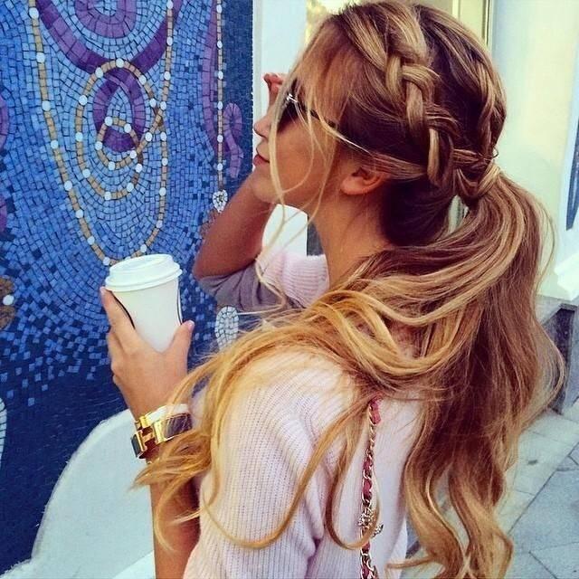รูปภาพ:http://hairstylestylish.net/wp-content/uploads/2015/10/cute-ponytails-for-medium-long-hair-image-EAkj.jpg