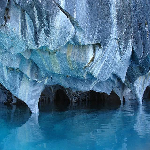 รูปภาพ:http://media2.popsugar-assets.com/files/2014/05/13/324/n/1922441/08ac4fcdc86fac8b_shutterstock_173864825.xxxlarge/i/Marble-Caves-Chile.jpg