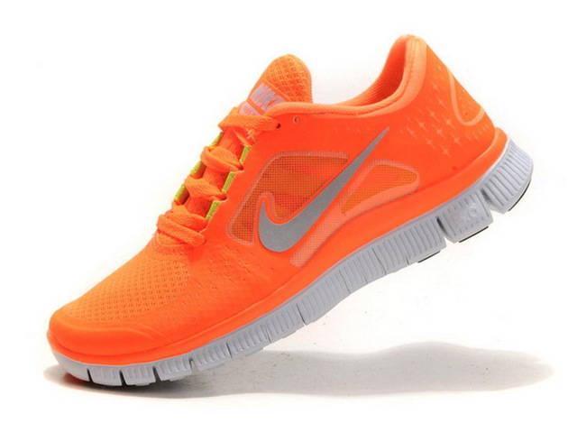 รูปภาพ:http://www.nikerosherun2015.org/images/nikerosherun/XU591-Nike-Free-Run-3-Womens-Neon-Orange-Running-Shoes_2.jpg