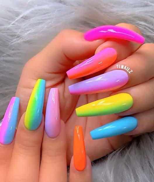 รูปภาพ:https://stayglam.com/wp-content/uploads/2019/03/Candy-Neon-Nails.jpg