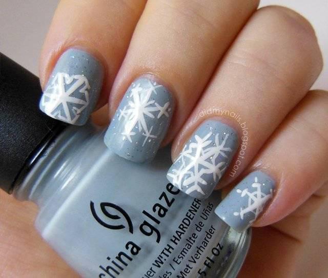 รูปภาพ:http://www.topdreamer.com/wp-content/uploads/2014/11/tt_winter-snowflake-nails-3.jpg