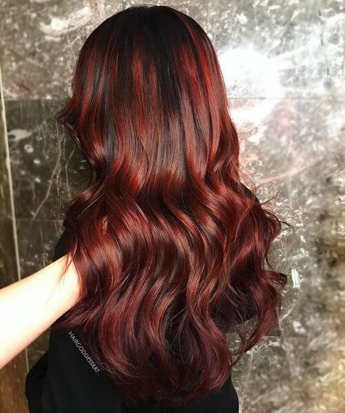 รูปภาพ:https://content.latest-hairstyles.com/wp-content/uploads/red-hair-2.jpg