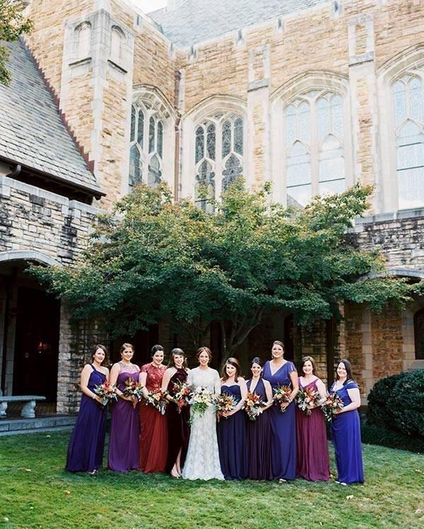 รูปภาพ:http://www.prettydesigns.com/wp-content/uploads/2015/11/Jewel-Tone-Wedding.jpg