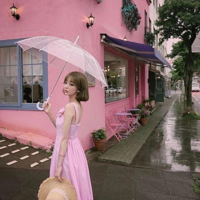ภาพประกอบบทความ หน้าฝนมาแล้วจ้ะแม่!! 7 เทคนิคเตรียมตัว 'ดูแลผิวในวันฝนตก' #สวยใสในฤดูฝน
