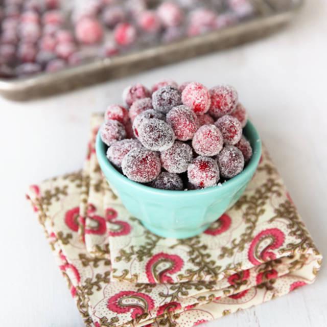 ตัวอย่าง ภาพหน้าปก:Sugared Cranberries แครนเบอร์รี่เคลือบน้ำตาล ของกินเล่นที่อร่อยไม่ใช่เล่น
