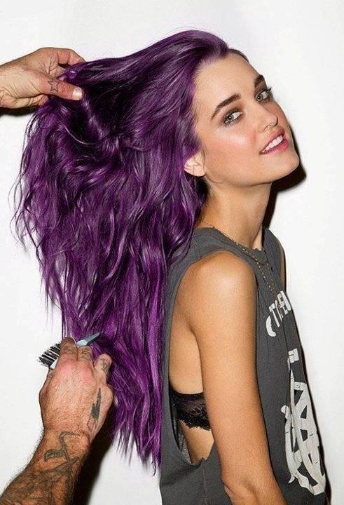 รูปภาพ:http://www.trendfashion2013.com/wp-content/uploads/2013/01/14-dark-purple-hair.jpg