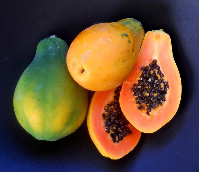 รูปภาพ:http://jj-tropicalfood.com/wp-content/uploads/2014/03/papaya.jpg