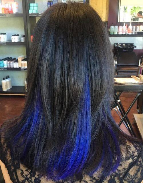 รูปภาพ:http://i1.wp.com/therighthairstyles.com/wp-content/uploads/2015/12/3-black-hair-with-blue-peekaboo-highlights.jpg?w=500
