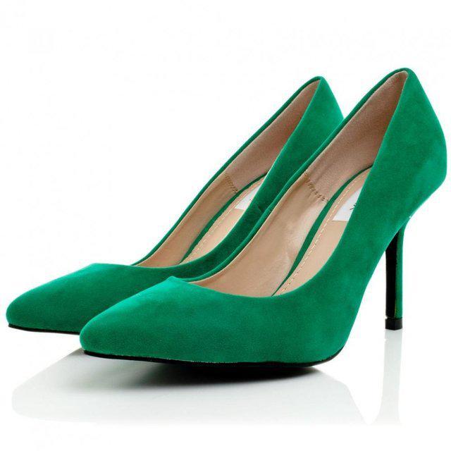 รูปภาพ:http://www.spylovebuy.com/images/cristina-stiletto-heel-court-shoes-green-suede-style-p1854-7380_zoom.jpg