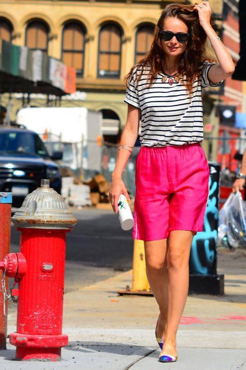 รูปภาพ:http://www.glamour.com/images/fashion/2015/06/long-bermuda-shorts-human-again-h724.jpg