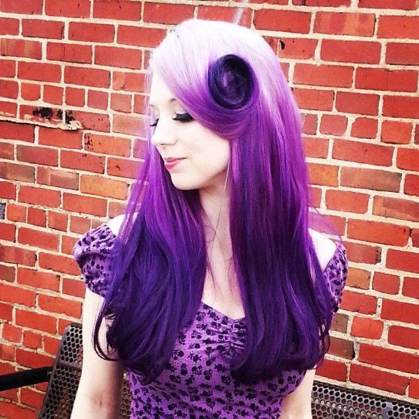 รูปภาพ:http://blog.vpfashion.com/wp-content/uploads/2015/05/Wonderful-dark-purple-ombre-hair-color-for-blonde-hair-girls-the-look-is-so-nice.jpg