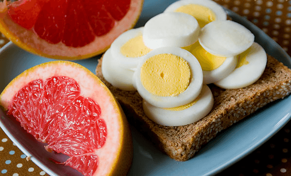 รูปภาพ:http://www.healthyfoodteam.com/wp-content/uploads/2014/05/Diet-With-Eggs-And-Grapefruit-Lose-20-Pounds-For-7-days.png