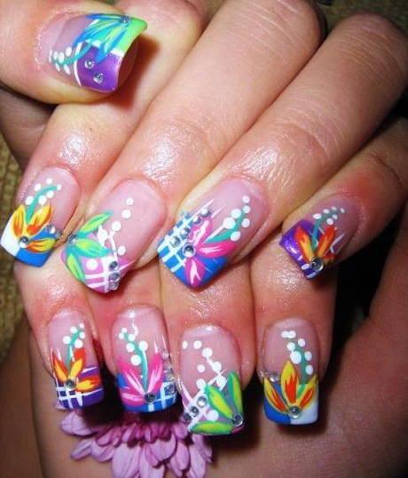 รูปภาพ:http://sarinna.info/images/colorful-nail-designs/colorful-nail-designs-70-7.jpg