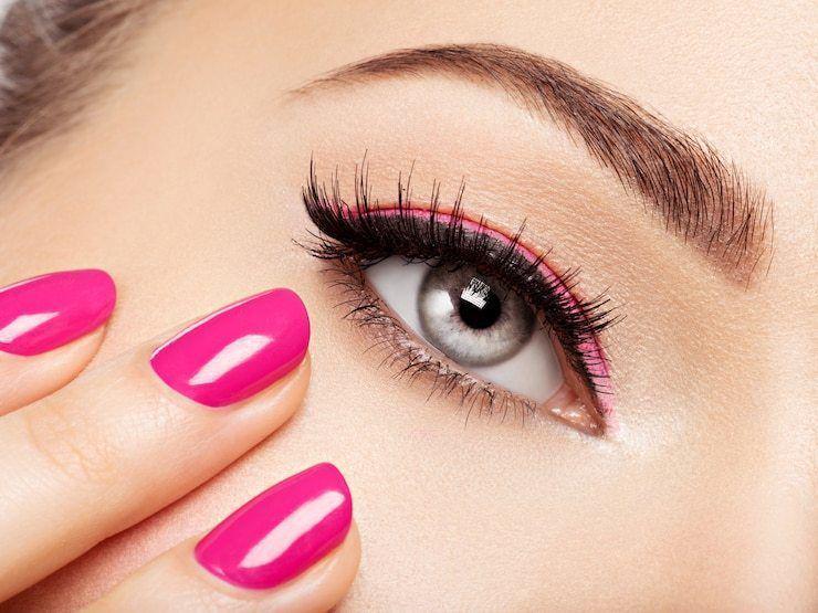 รูปภาพ:https://image.freepik.com/free-photo/closeup-woman-face-with-pink-nails-near-eyes-fingernails-with-pink-manicure_186202-7383.jpg?w=740