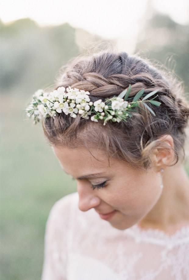 รูปภาพ:http://sysaic.com/wp-content/uploads/2016/03/1457530168_615_20-Best-Bridal-Braided-Hairstyles-for-Wedding-Brides-to-Choose.jpg