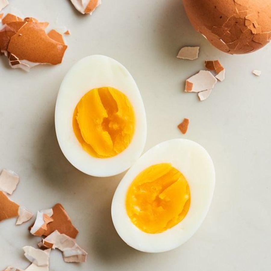 ภาพประกอบบทความ ห้ามมองข้าม! "ไข่ต้ม 1 ฟอง" เมนูง่าย ๆ พร้อมด้วยประโยชน์มากมาย ที่กินได้ทุกวัน