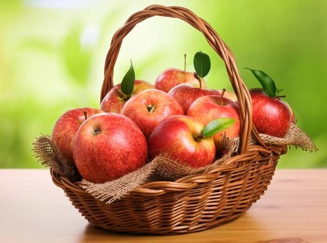 รูปภาพ:http://www.zastavki.com/pictures/originals/2014/Food___Berries_and_fruits_and_nuts_____Basket_with_red_apples_088174_.jpg