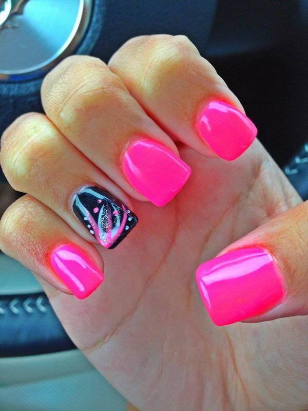 รูปภาพ:http://ideastand.com/wp-content/uploads/2016/01/pink-and-black-nail-art-designs/1-pink-and-black-nail-art-designs.jpg