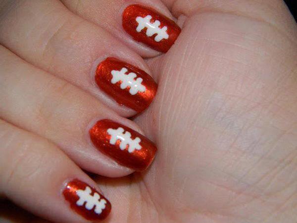 รูปภาพ:http://ideastand.com/wp-content/uploads/2014/11/football-nail-art-designs/24-cool-football-nail-art-designs.jpg
