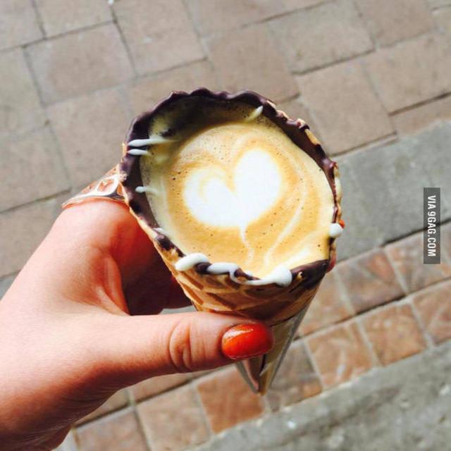 ภาพประกอบบทความ น่ากินมาก!! coffee in cone กาแฟในไอศกรีมโคนสุดเก๋!! 