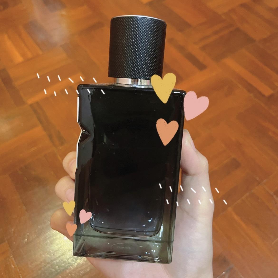 ภาพหน้าปก กลิ่นเย้นยวนชวนหันมองด้วย Yves Saint Laurent Y Le Parfum ที่:1