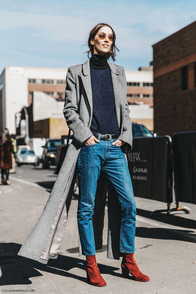 รูปภาพ:http://www.collagevintage.com/wp-content/uploads/2016/02/NYFW-New_York_Fashion_Week-Fall_Winter-17-Street_Style-Model-Grey_Long_Coat-Jeans-2.jpg