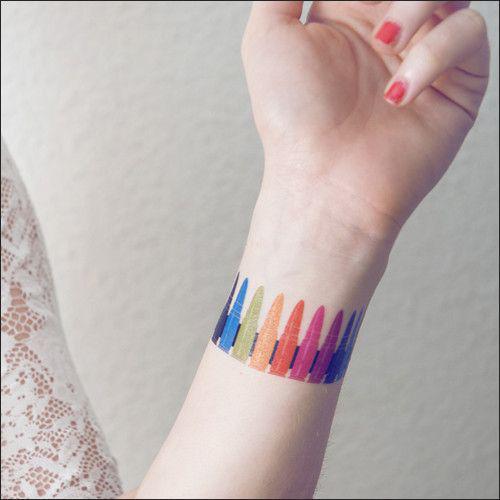 รูปภาพ:https://www.tattooforaweek.com/images/rainbowllets-tattoonie-temporary-tattoo-wrist.jpg