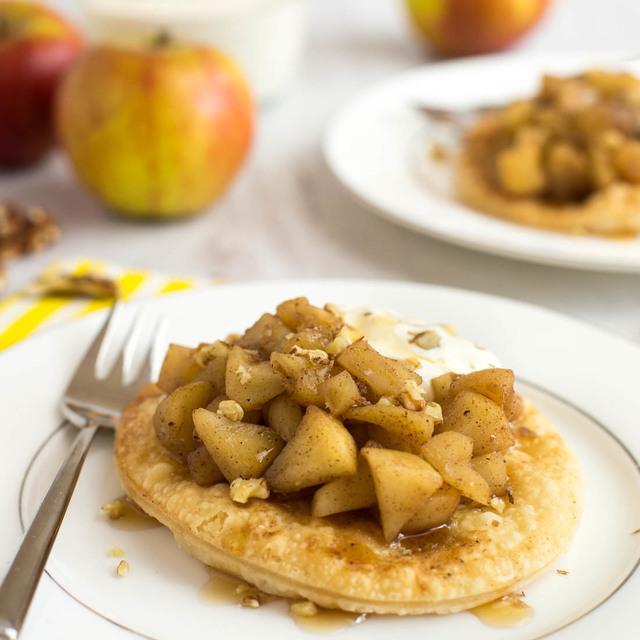 ภาพประกอบบทความ "Apple Pie Tostadas" เมนูพายแอปเปิ้ลรูปแบบใหม่ อร่อยเด็ดน่าลิ้มลอง