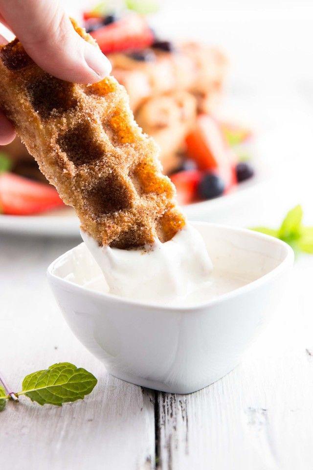 รูปภาพ:http://cf.savorynothings.com/wp-content/uploads/2015/04/Churro-French-Toast-Waffle-Sticks-Recipe-7.jpg