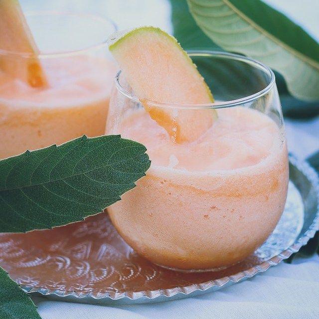 ภาพประกอบบทความ Cantaloupe Lychee Slush เครื่องดื่มหวานเย็น อร่อยฟินแสนชื่นใจ
